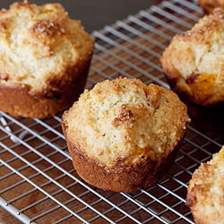 Fresh Peach & Honey Muffins