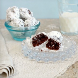 Chocolate Crinkle Cookies