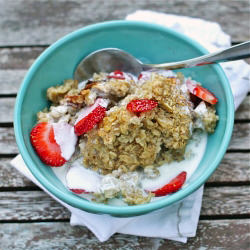 Apple-Cinnamon Baked Oatmeal