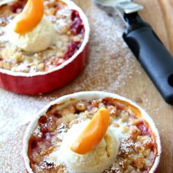 Summer Fruit Crumble