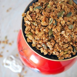 Pistachio Pepitas Granola