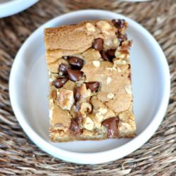 Walnut Chocolate Chip Blondie