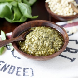 Spaghetti with Basil Pesto Sauce