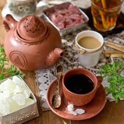Teh Poci (Drinkin Tea Tradition)