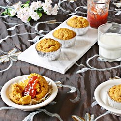 Vegan Mango Ginger Muffins