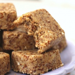 Maple Oat Petit Fours