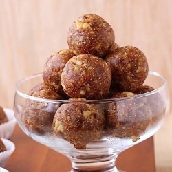 Date & Fig Ladoo (Sweet Balls)