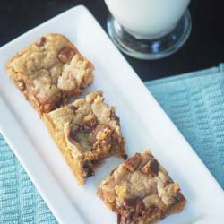 Peanut Butter Cup Blondies