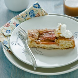 Sticky Toffee Apple Cake