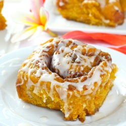 Pumpkin Cinnamon Rolls