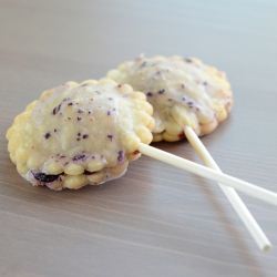 Blueberry Pie Pops