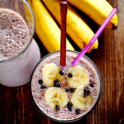 Blueberry Oatmeal Shake