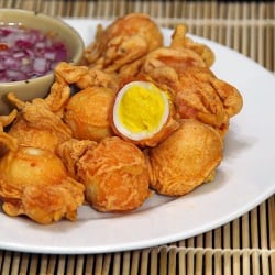 Kwek Kwek
