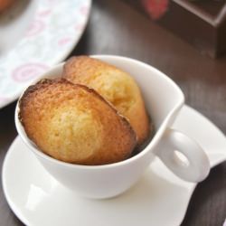 Caramel Madeleines