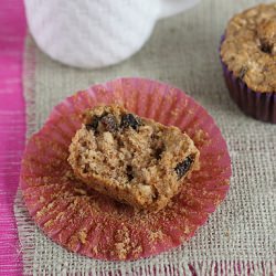 Oatmeal Raisin Cookie Muffins