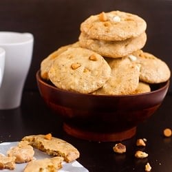 Chocolate Chips Macadamia Nut Cookies