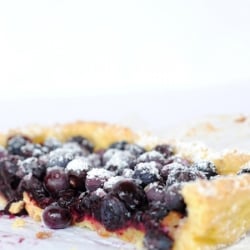 Blueberry and Biscuits Tarte