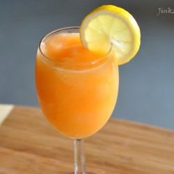 Refreshing Cantaloupe Smoothie