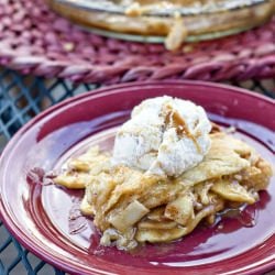 Caramel Apple Pie