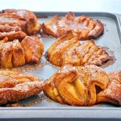 Pumpkin Pull Apart Bread