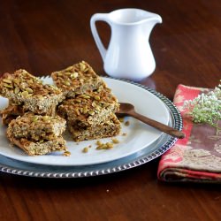 Chewy Pumpkin Granola Bars