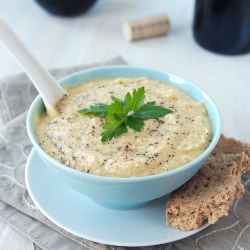 Roasted Garlic Cauliflower Soup