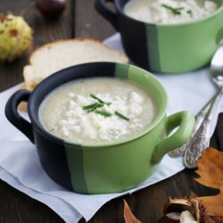 Cauliflower and Leek Soup