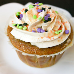 Pumpkin Spice Cupcakes for Two