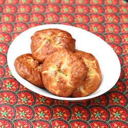 Pretzel Rolls