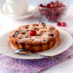 Tartlets with Cherry