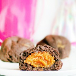 Pumpkin-Stuffed Choc Cookies