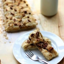 Pumpkin Pecan Streusel Braid
