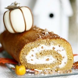 Paula Dean’s Pumpkin Roll~
