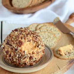 Cheddar Cheese Ball Appetizer