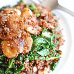 Red Quinoa with Mushrooms and Kale