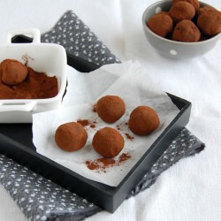 Honey and Dark Chocolate Truffles