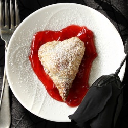 Bloody Halloween Pastry Heart