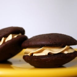 Chocolate PB Whoopie Pie