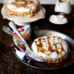 Banana Cream Pies