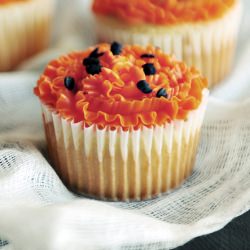 Wedding Cake Cupcakes
