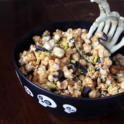 Buggy Caramel Popcorn