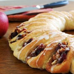Apple Cranberry Tea Ring