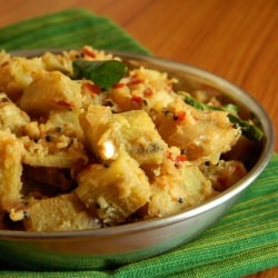 Plantain Curry w/ Spiced Onion