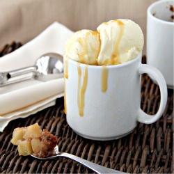 Caramel Apple Cobblers