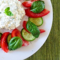 Herbed Cottage Cheese Caprese Salad