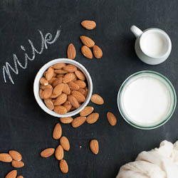 Homemade Almond Milk Recipe