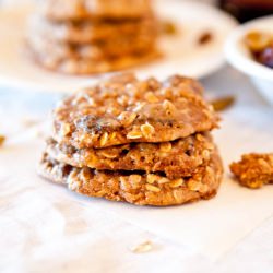 Dark Rum Oatmeal Raisin Cookies