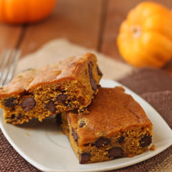 Pumpkin Chocolate Chip Bars