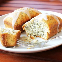 Lemon Poppy Seed Cake