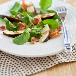 Fig Salad with Watercress and Bacon